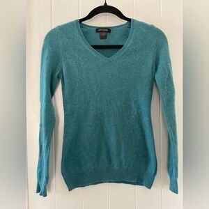 Warm Cozy Ann Taylor Teal V-Neck Cashmere Sweater Pullover Size petite XS /S